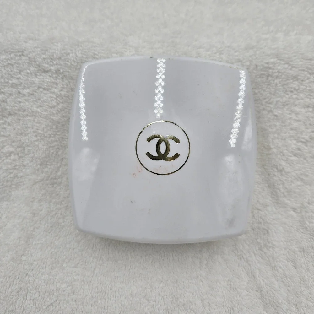 CHANEL N°5 Poudre Après Bain De Luxe Bath Powder for Women White 2oz Luxury Bath